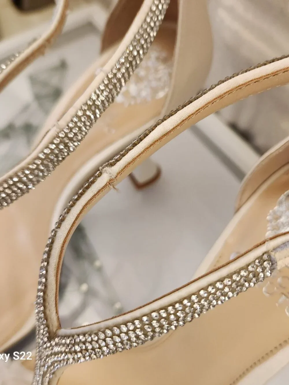 Vince Camuto 